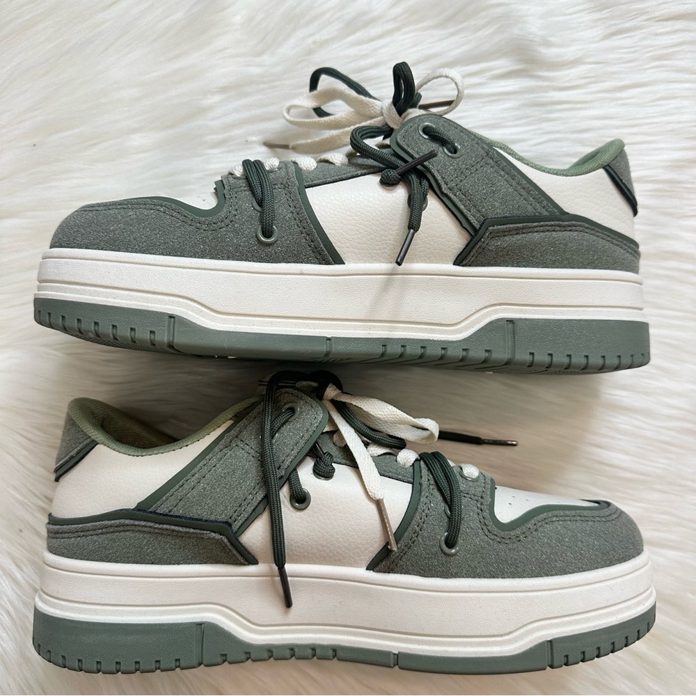 Nanamacs Belovely Green and White Platform Retro Sneakers Size 10 - Picture 8 of 16